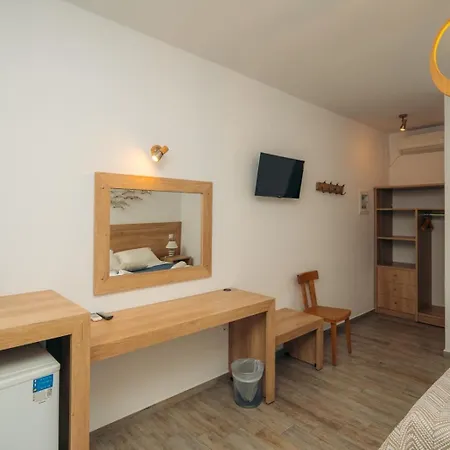 Guest house Arhontou
