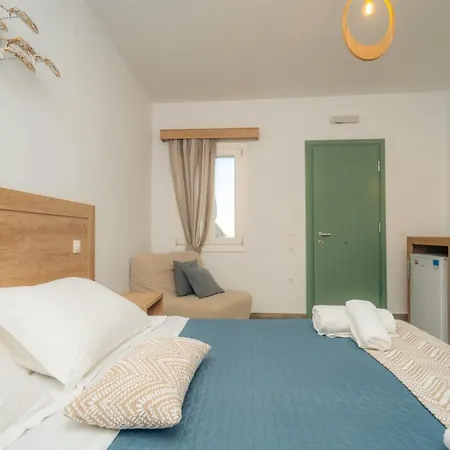 Arhontou Guest house