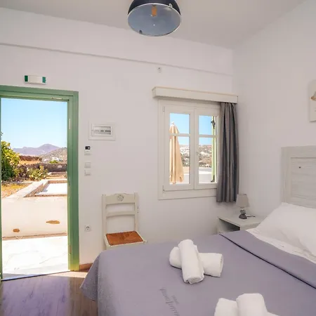 Arhontou Guest house
