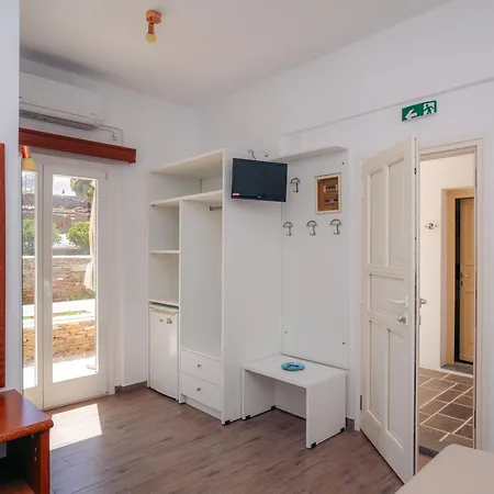 Arhontou Guest house *