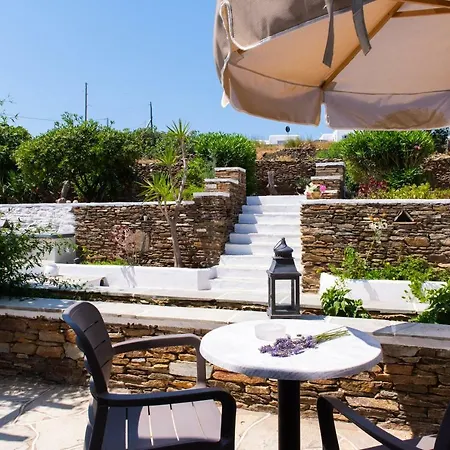 Arhontou Guest house